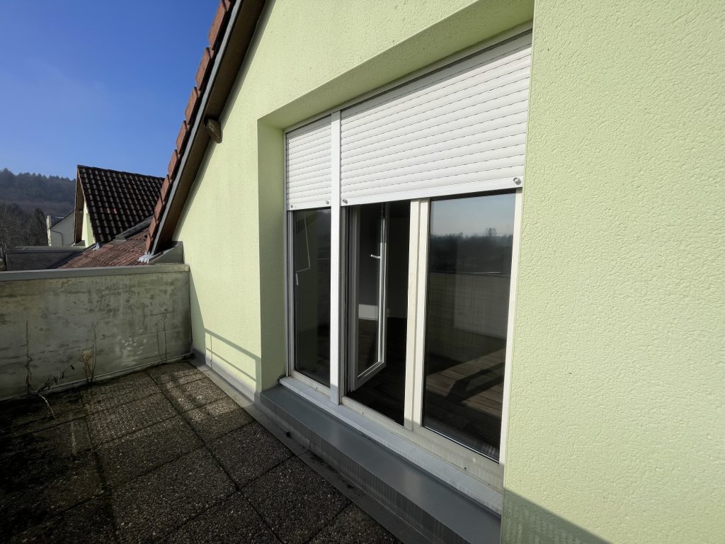 Balcon : Appartement T3 de 77 m² à vendre à Valentigney